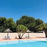 3 Etoiles - Piscine - Eehdai Сижан