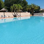 Кемпинг 3 Etoiles - Piscine - Eehdai *