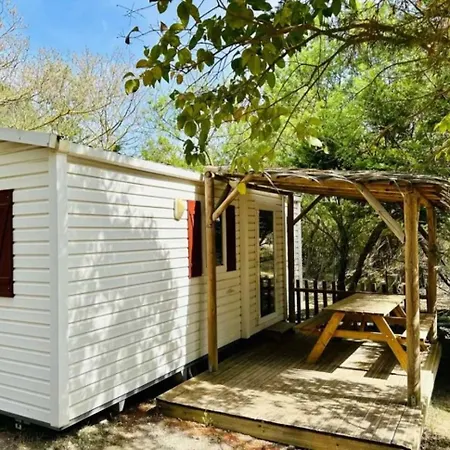 3 Etoiles - Piscine - Eehdai Campingplatz