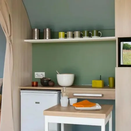 3 étoiles - Piscine - Eehdai *