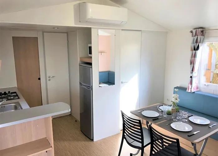 3 Etoiles - Piscine - Eehdai